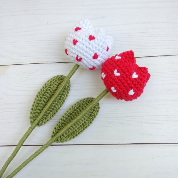 Tulips with Heart (Set of 2)